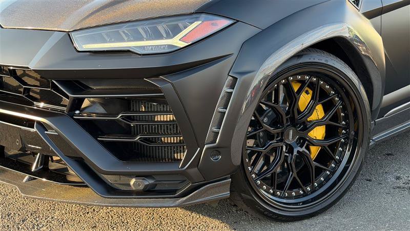 Used 2021 Lamborghini Urus AWD/4WD image 20