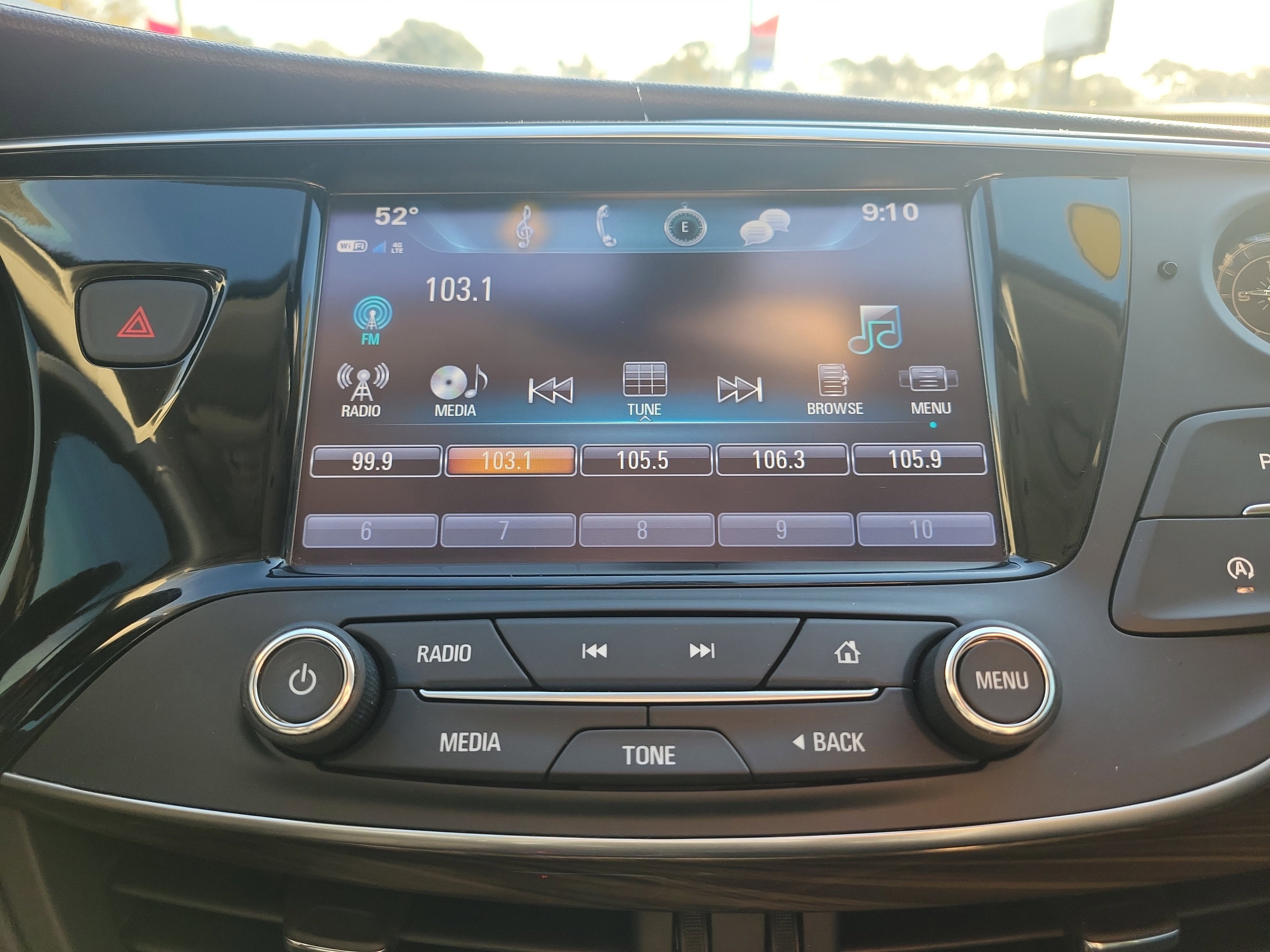 Used 2020 Buick Envision Essence image 33