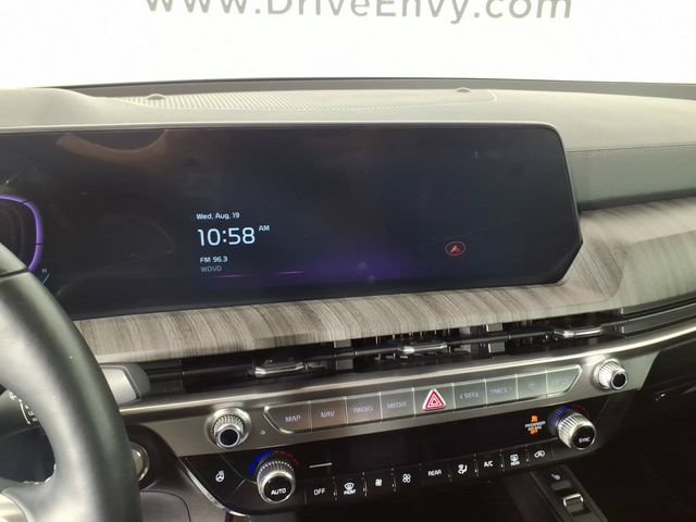 Used 2024 Kia Telluride EX w/ EX Captain's Chair Package AWD/4WD image 22