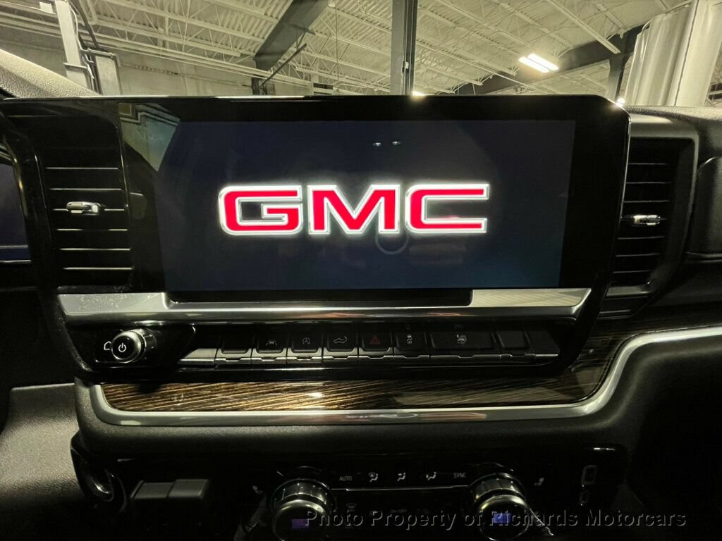 Used 2025 GMC Sierra 1500 Elevation AWD/4WD image 25