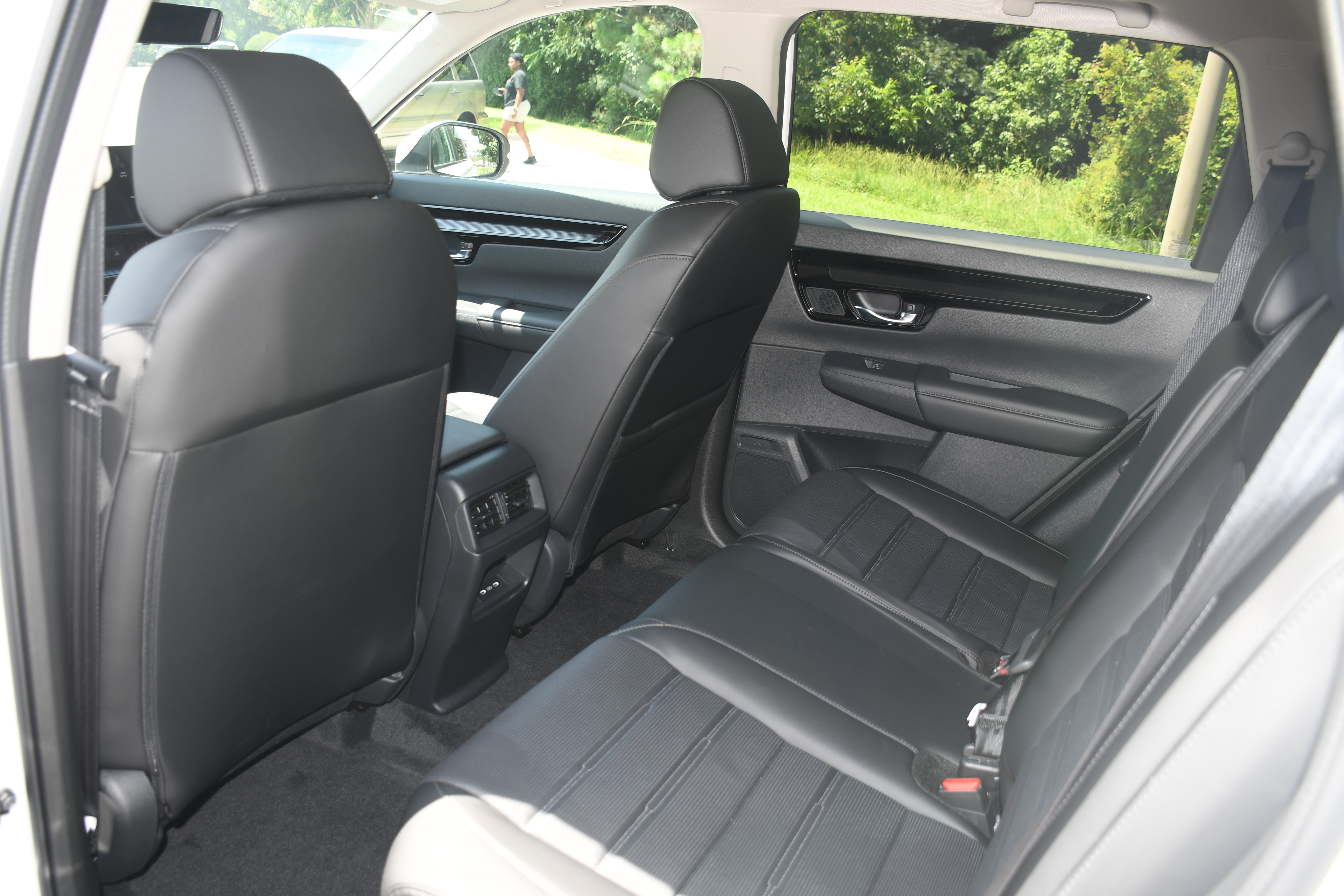 New 2026 Honda CR-V EX-L image 8