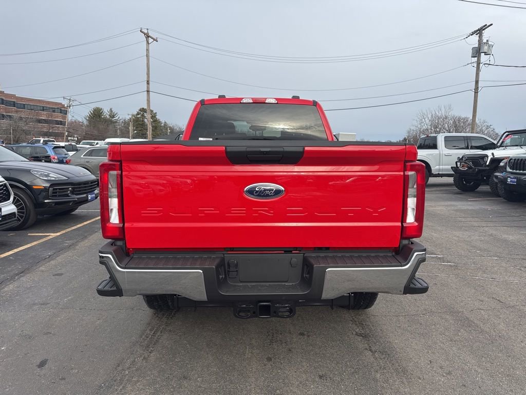 New 2026 Ford F250 XLT w/ FX4 Off-Road Package image 8