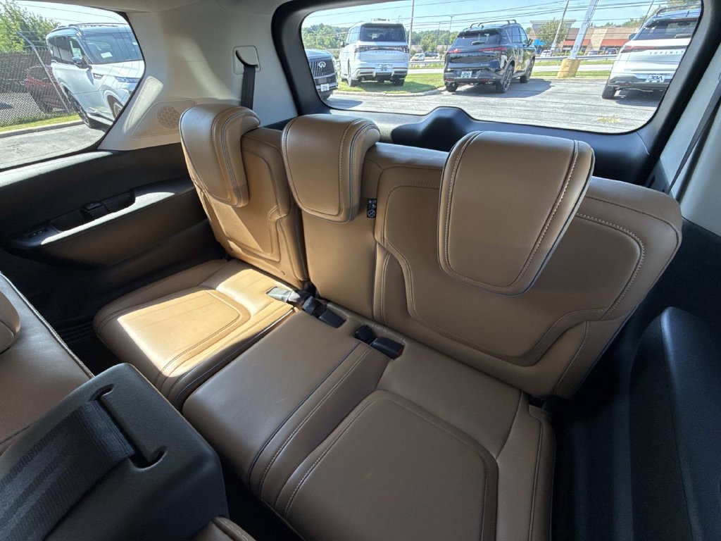 New 2027 INFINITI QX80 Luxe w/ Cargo Package AWD/4WD image 19