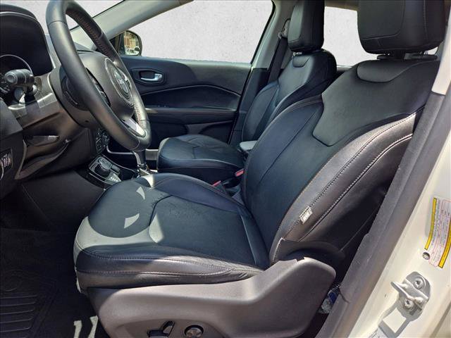 Used 2018 Jeep Compass Limited w/ Navigation Group AWD/4WD image 15