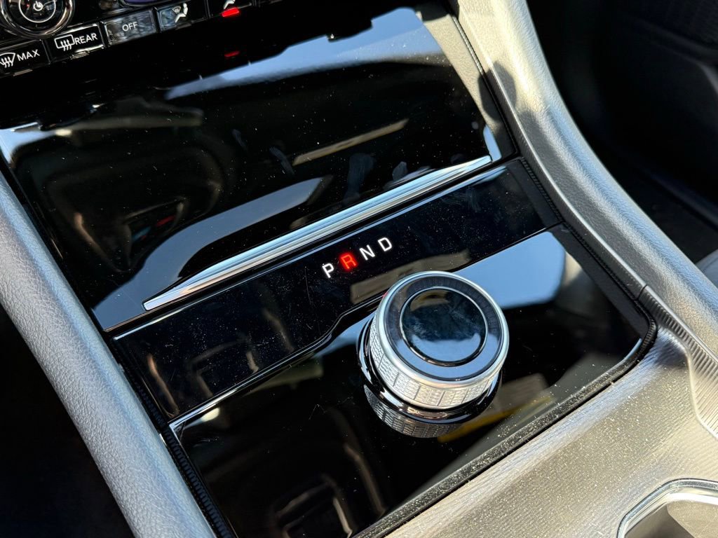 New 2025 Jeep Grand Cherokee L Laredo w/ Luxury Tech Group I image 18