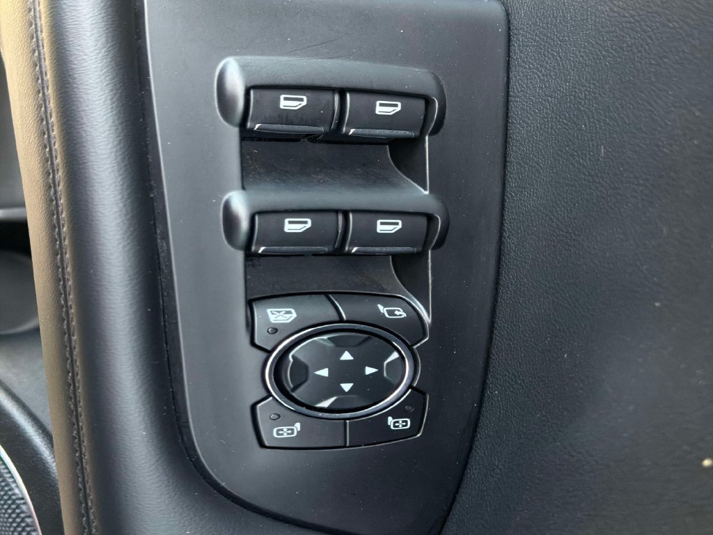Used 2023 Lincoln Nautilus AWD w/ Premium Package image 19