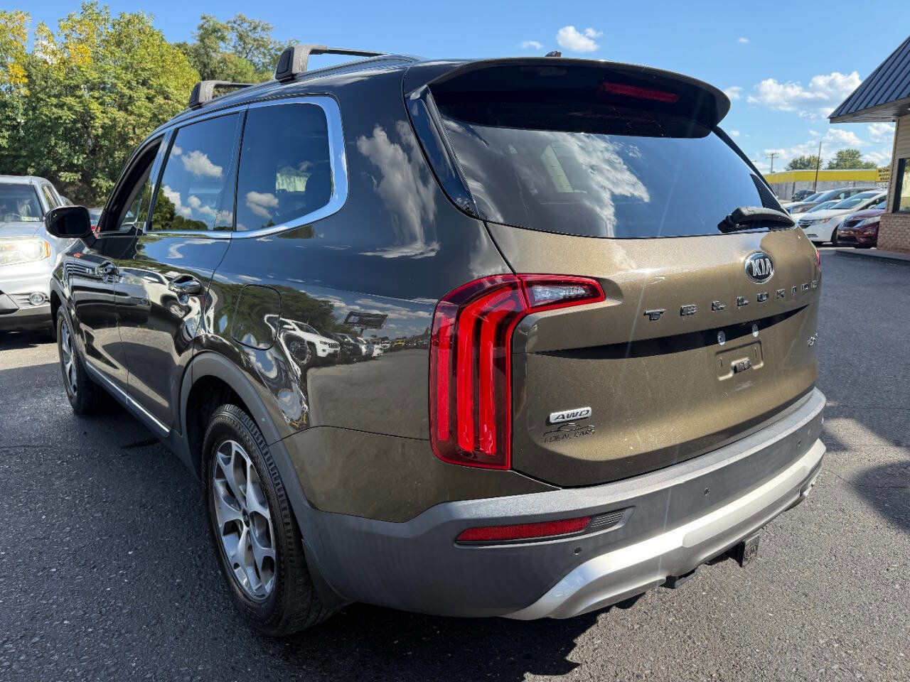 Used 2020 Kia Telluride EX image 7