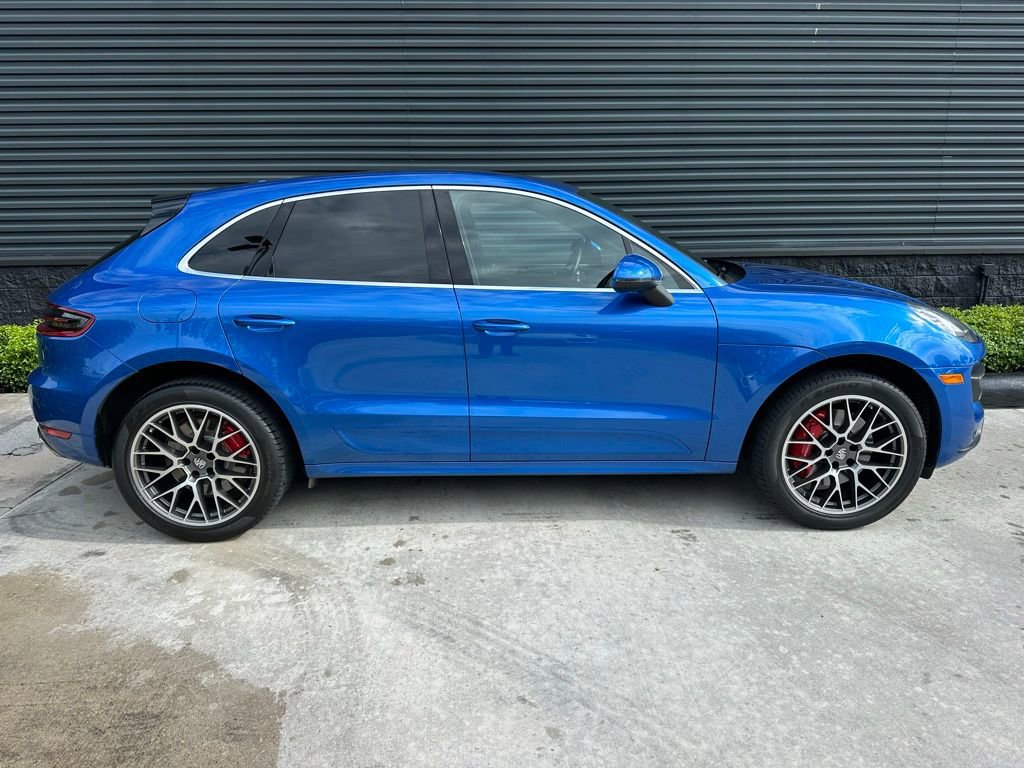 Certified 2018 Porsche Macan Turbo AWD/4WD image 11