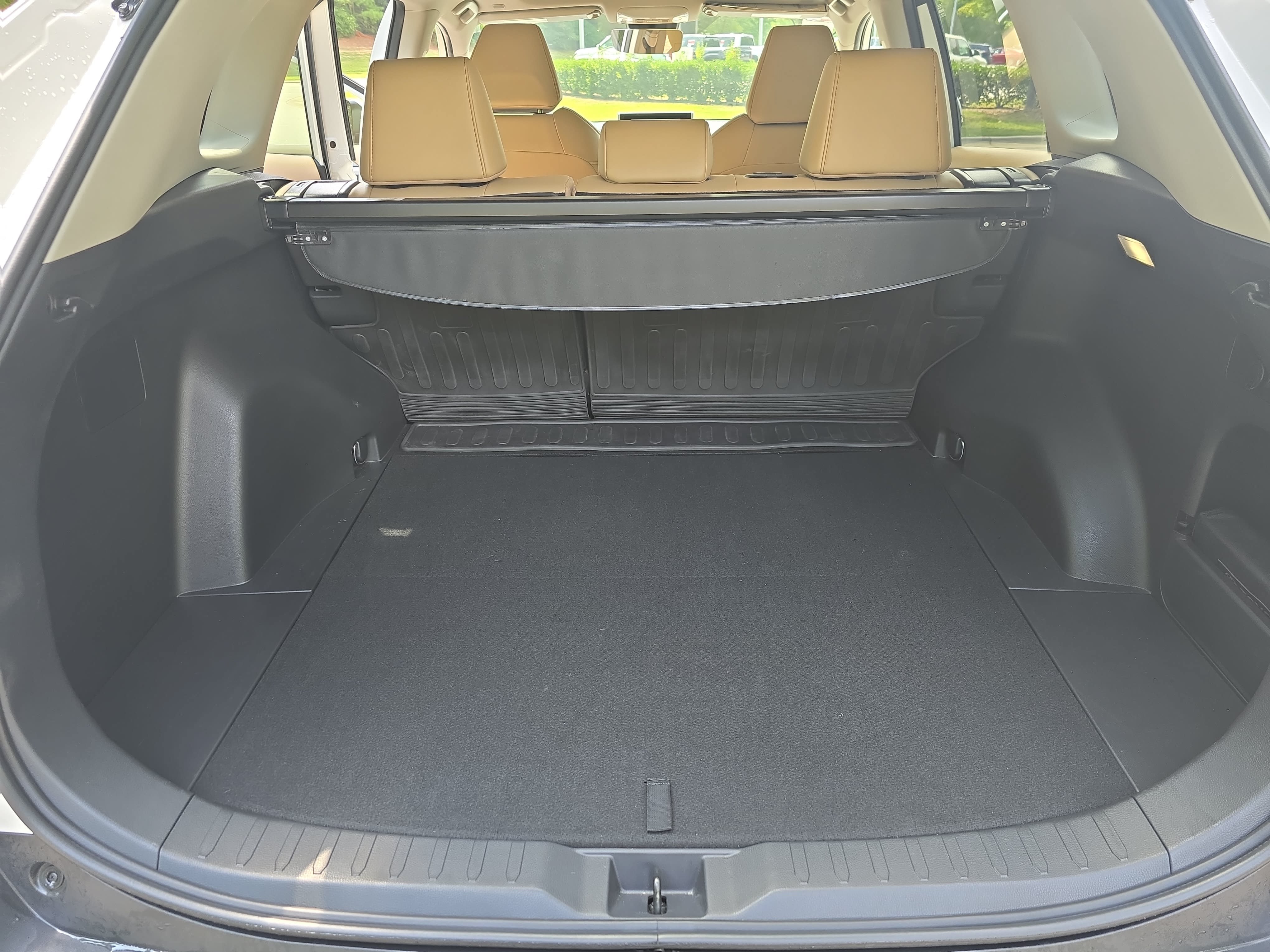 Used 2025 Toyota RAV4 XLE Premium FWD image 13