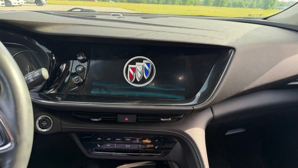Used 2022 Buick Envision Preferred FWD image 11