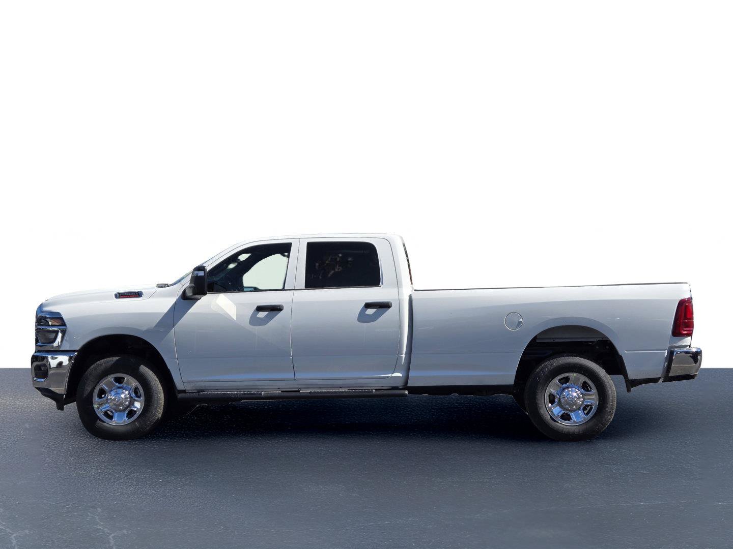 New 2026 RAM 2500 Tradesman AWD/4WD image 13