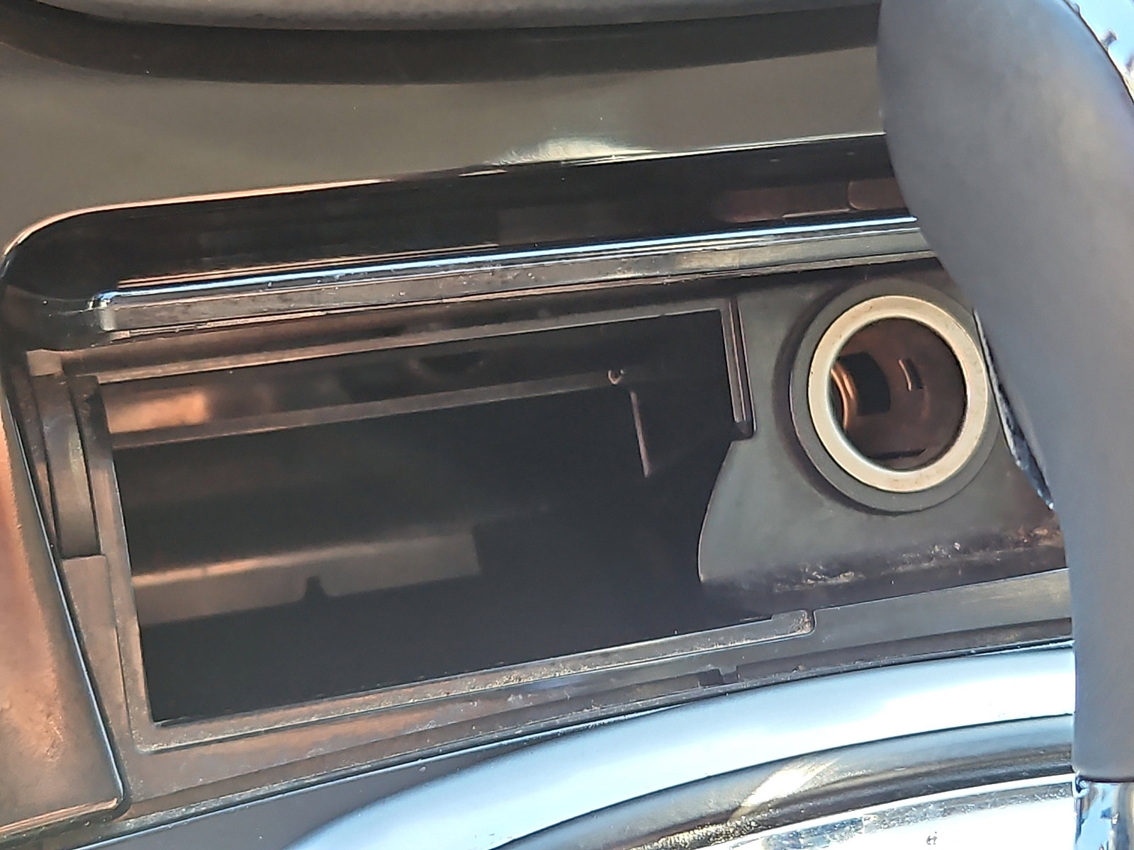 Used 2011 Buick Regal CXL w/ RL2 Preferred Equipment Group image 23