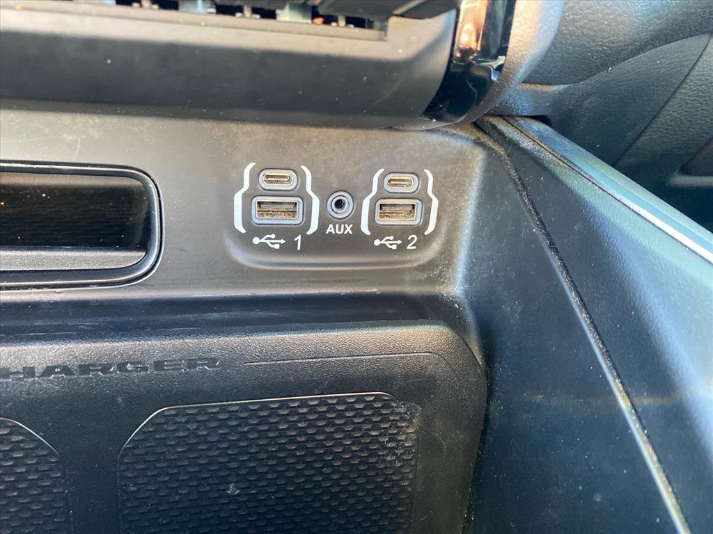 Used 2023 RAM 1500 Laramie AWD/4WD image 13