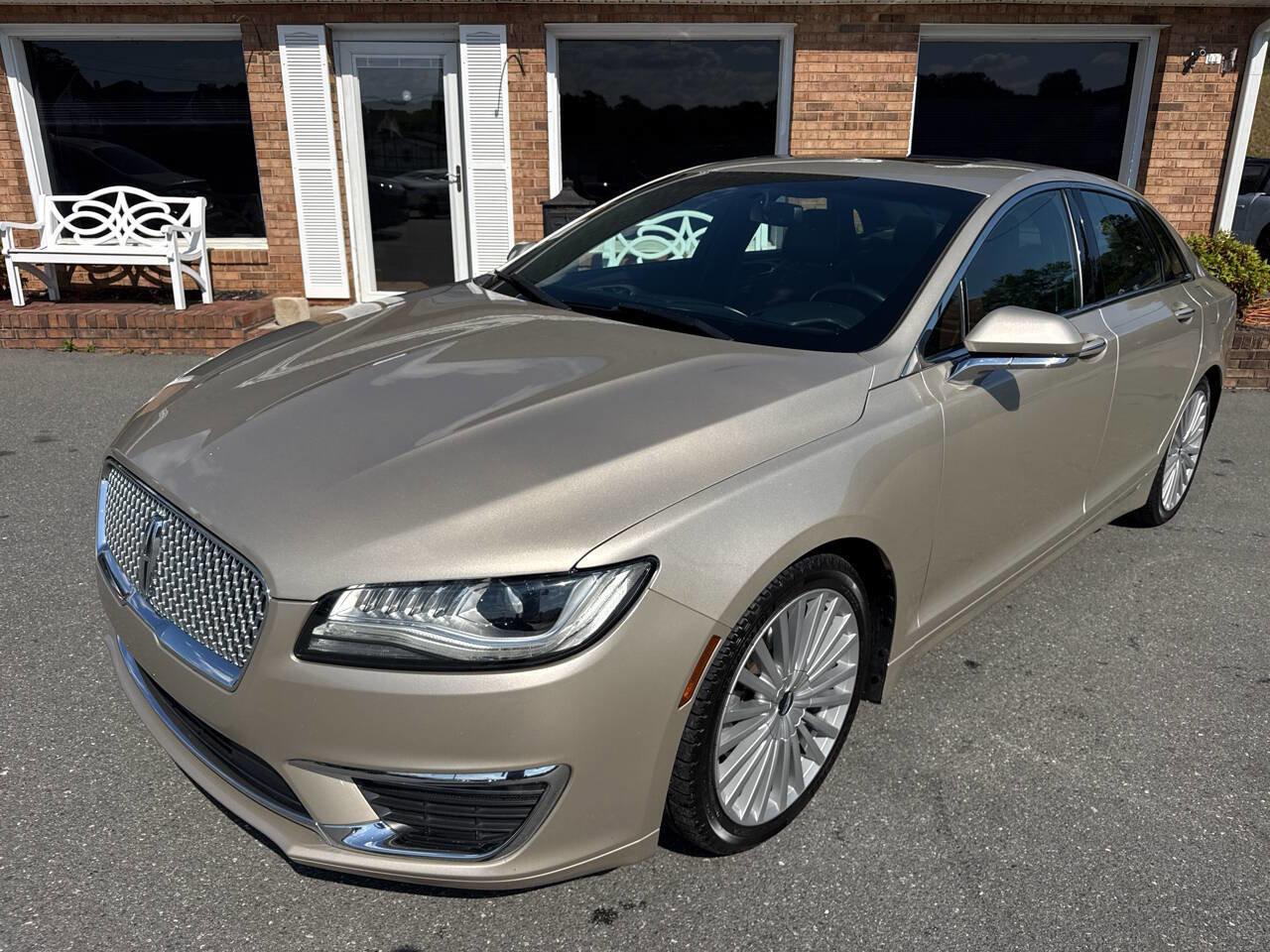 Used 2017 Lincoln MKZ Reserve AWD/4WD image 3