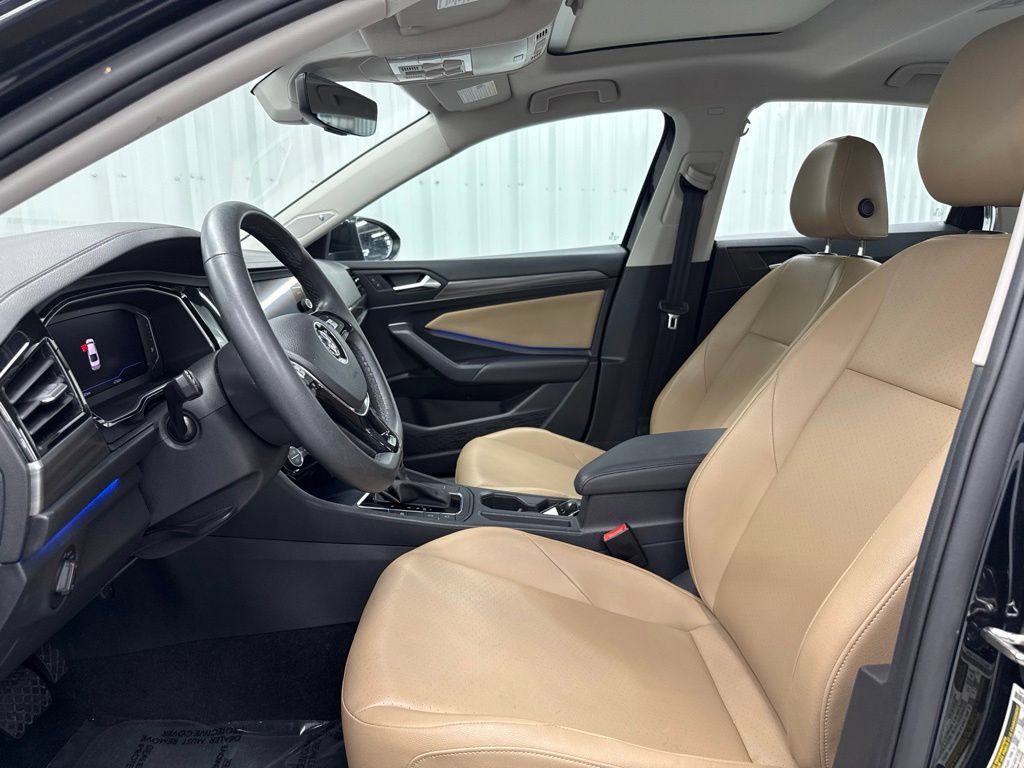 Used 2020 Volkswagen Jetta SEL FWD image 16