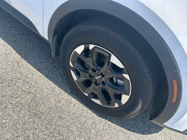 Certified 2026 Kia Sorento S w/ S Panoramic Sunroof Package FWD image 2
