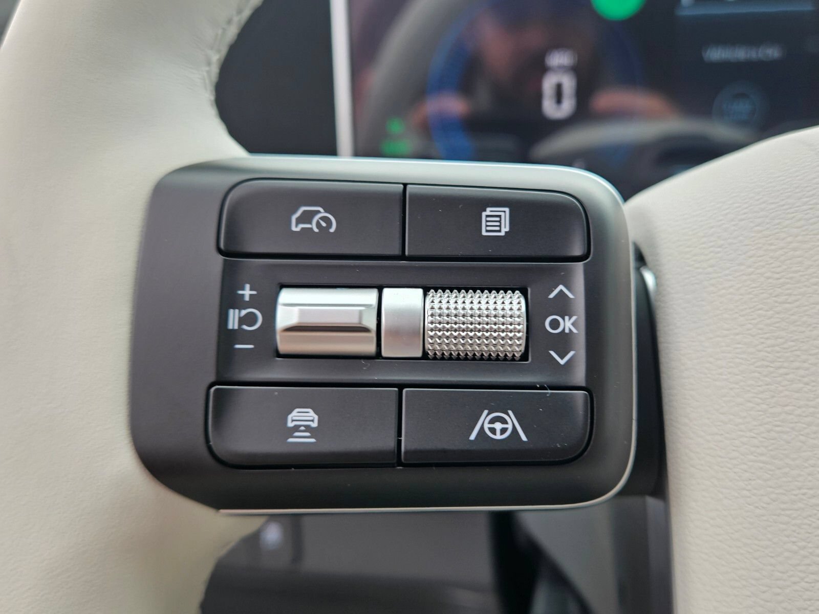 New 2026 Hyundai Santa Fe SEL FWD image 24