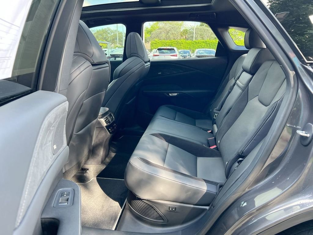 Certified 2025 Lexus RX 500h F Sport w/ Convenience Package image 19