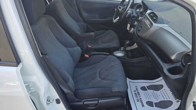 Used 2009 Honda Fit Sport image 16