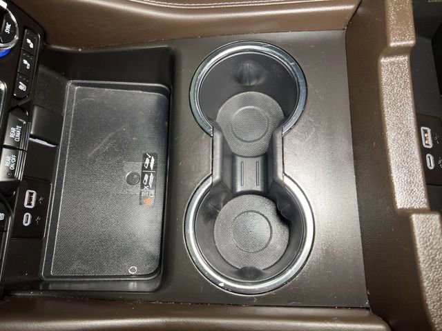 Used 2023 GMC Yukon XL SLT w/ SLT Luxury Package image 30