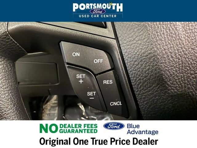 Used 2024 Ford Edge SE w/ Black Appearance Package image 12