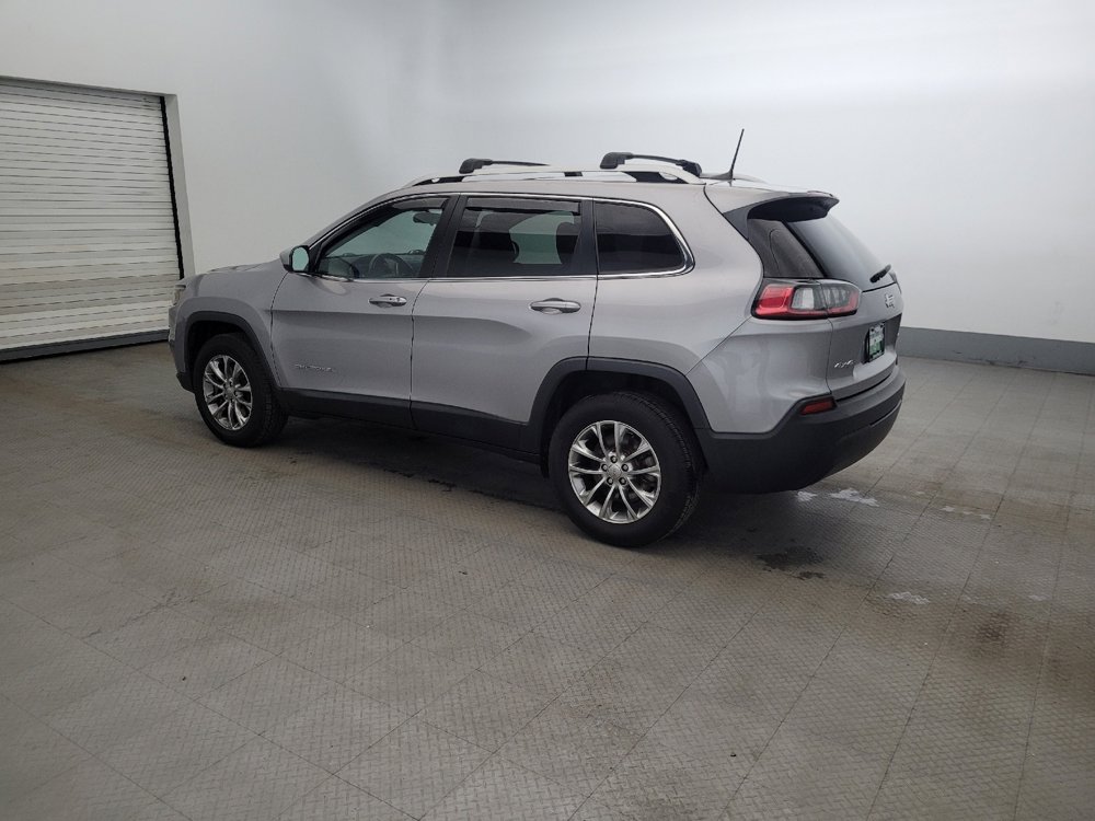 Used 2019 Jeep Cherokee Latitude Plus w/ Cold Weather Group image 3