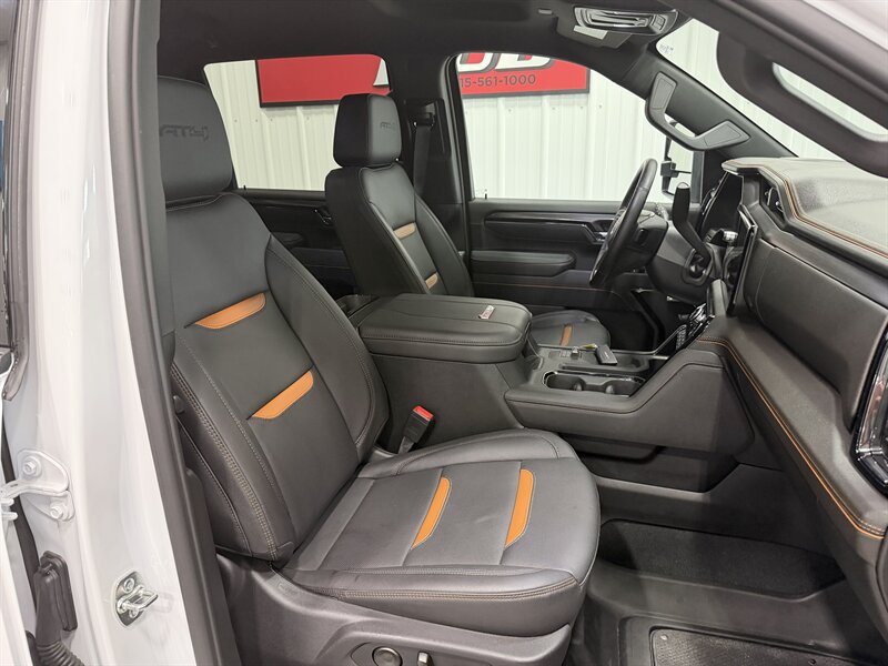 Used 2026 GMC Sierra 2500 AT4 AWD/4WD image 23