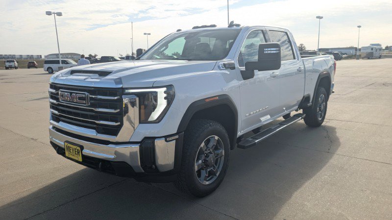 New 2026 GMC Sierra 2500 SLE w/ SLE Value Package; image 7