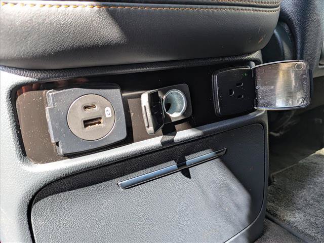 Used 2023 Lincoln Navigator Black Label AWD/4WD image 25
