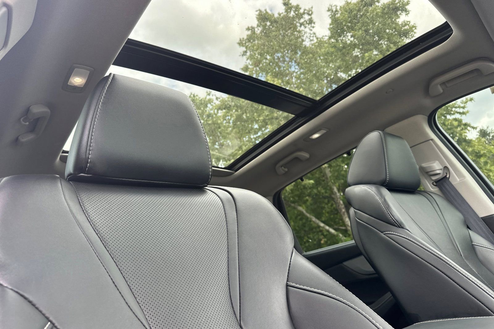 Certified 2023 Acura MDX FWD w/ Technology Package image 17