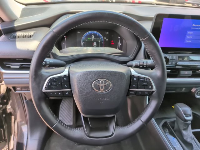 Used 2024 Toyota Grand Highlander AWD image 13