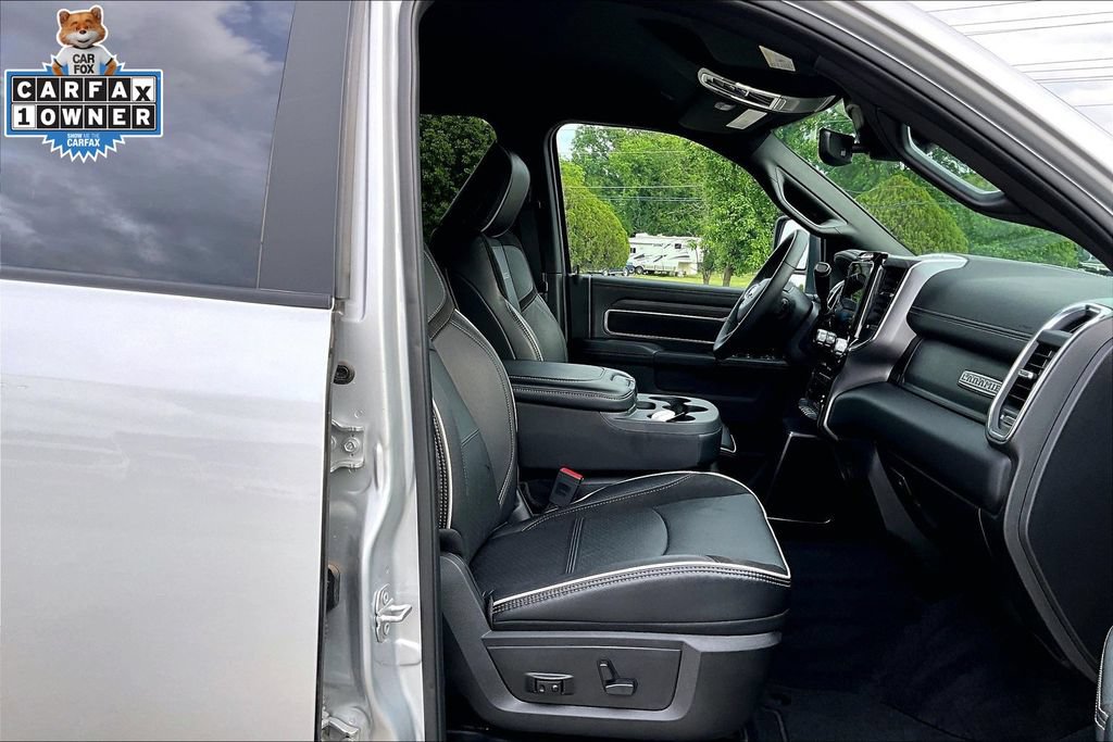 Used 2026 RAM 2500 Laramie AWD/4WD image 7