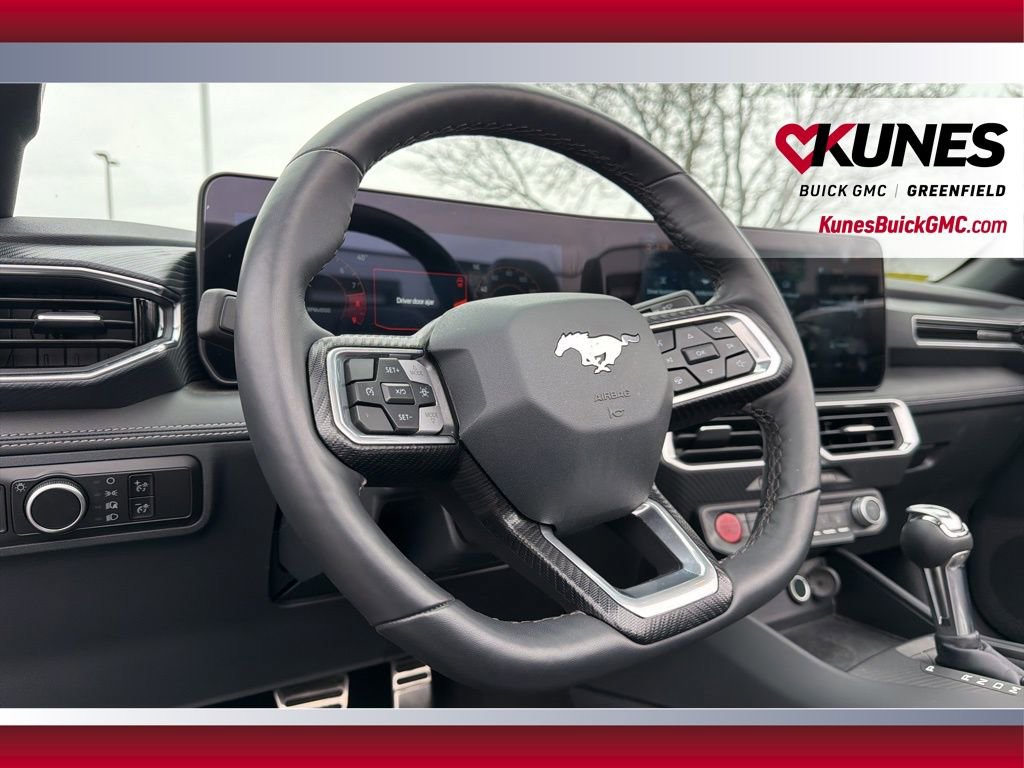 Used 2025 Ford Mustang GT Premium image 26