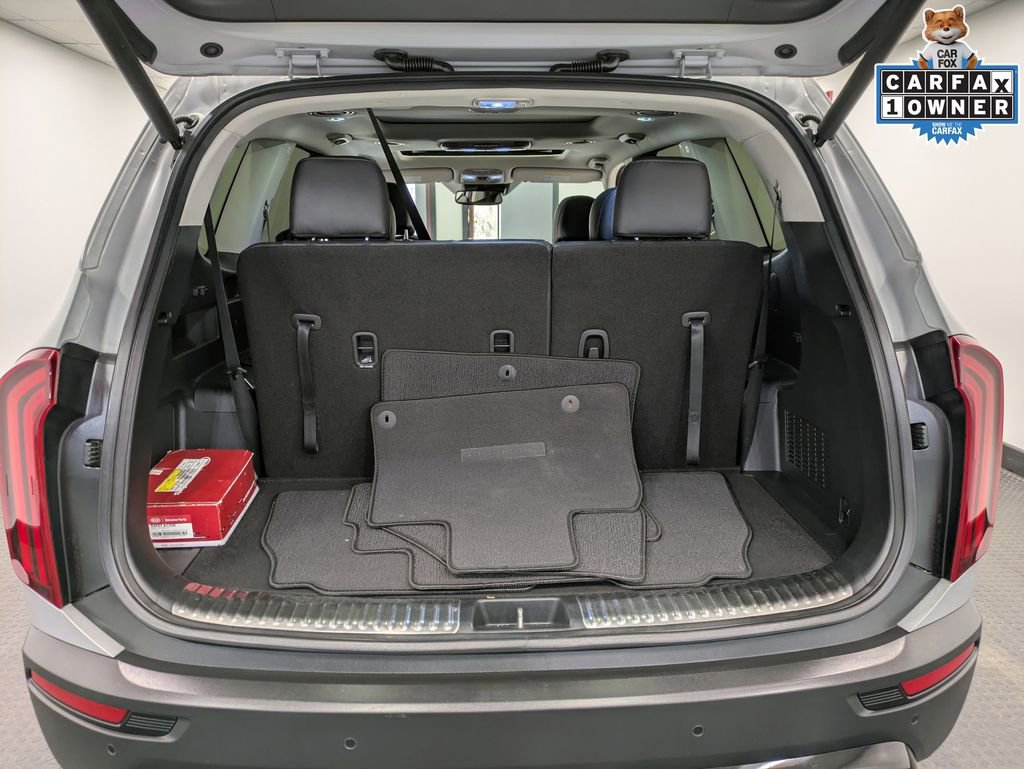 Certified 2022 Kia Telluride SX w/ Nightfall Edition Package image 24