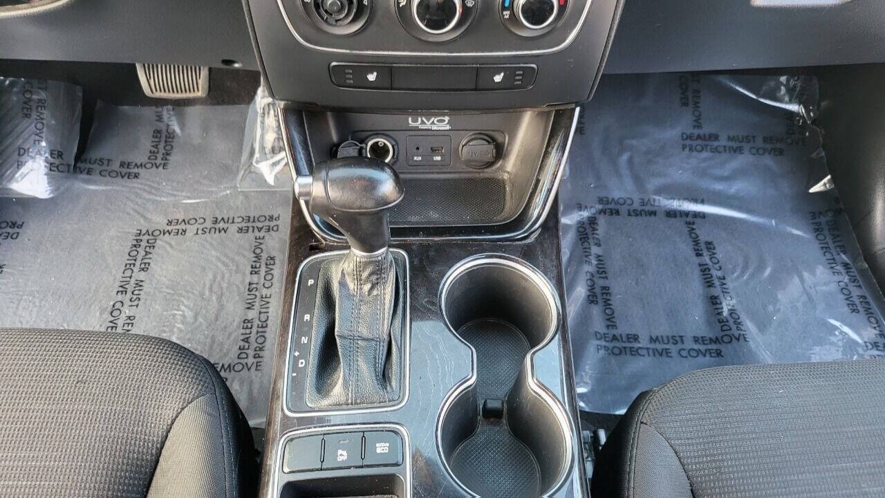 Used 2014 Kia Sorento LX w/ Touring Package (LX) FWD image 23