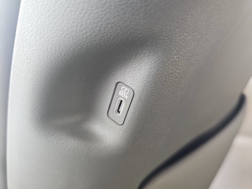 Certified 2026 Hyundai Ioniq 9 SEL AWD/4WD image 30
