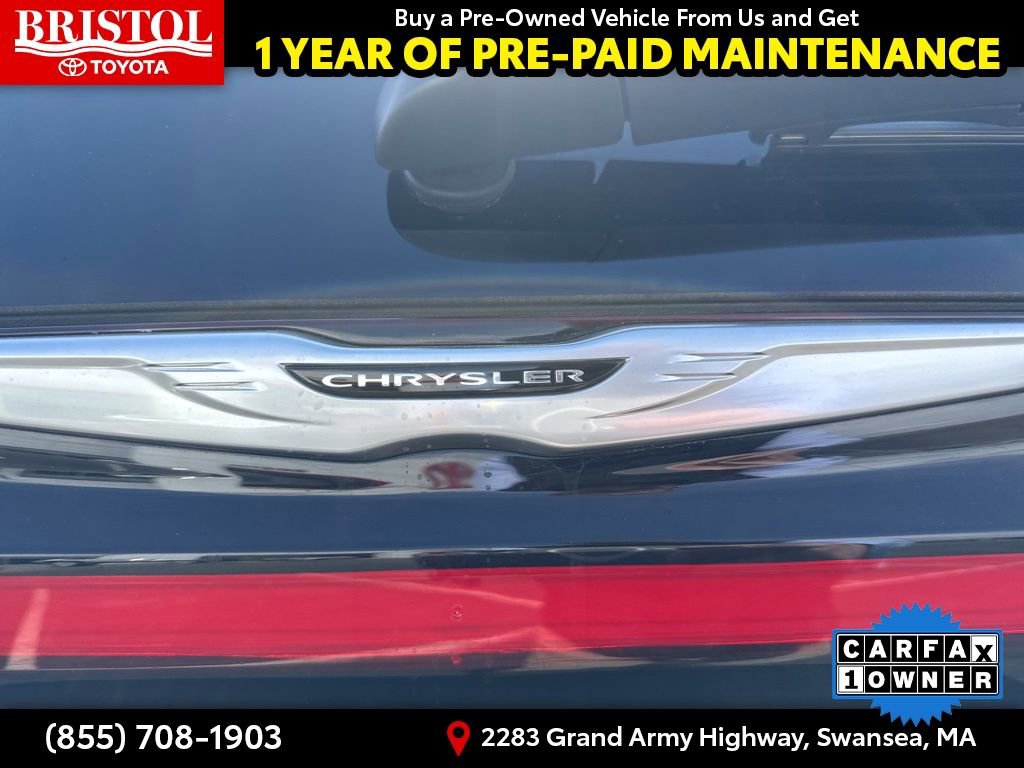 Used 2025 Chrysler Pacifica Select image 13