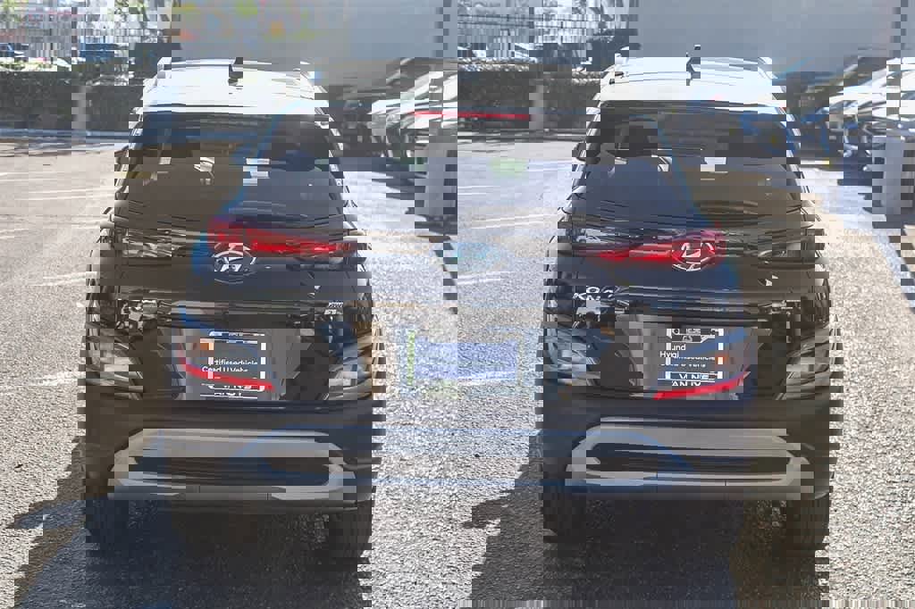 Certified 2023 Hyundai Kona SEL image 6