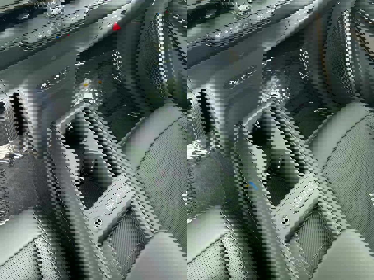 New 2026 Kia EV9 Light image 25