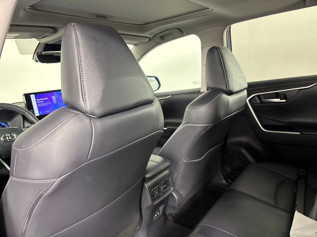 Certified 2025 Toyota RAV4 Limited w/ Advanced Technology Package image 28