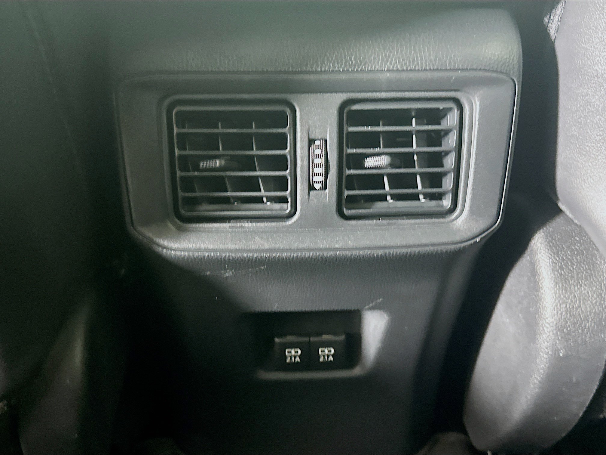 Used 2019 Toyota RAV4 Adventure AWD/4WD image 28