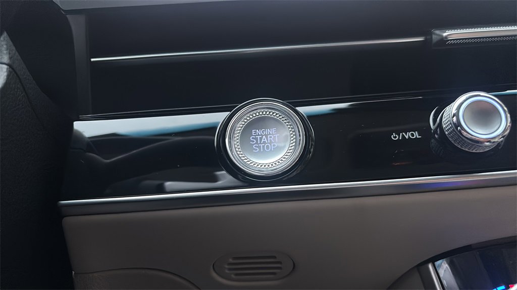 New 2026 Genesis GV70 2.5T Advanced image 26