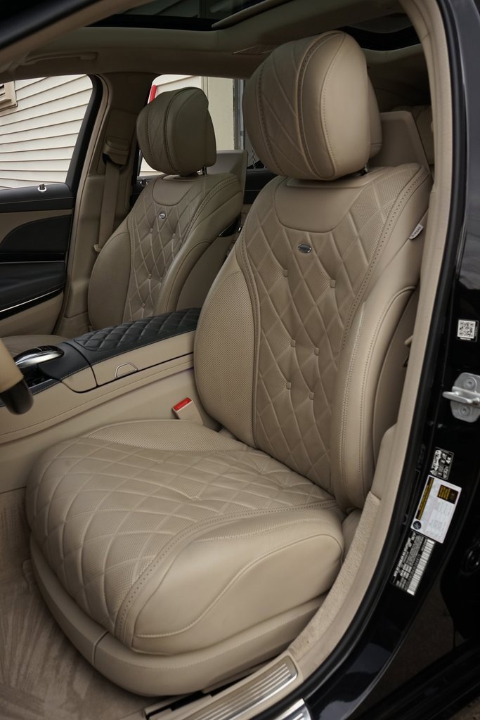 Used 2018 Mercedes-Benz Maybach S 560 4MATIC image 3