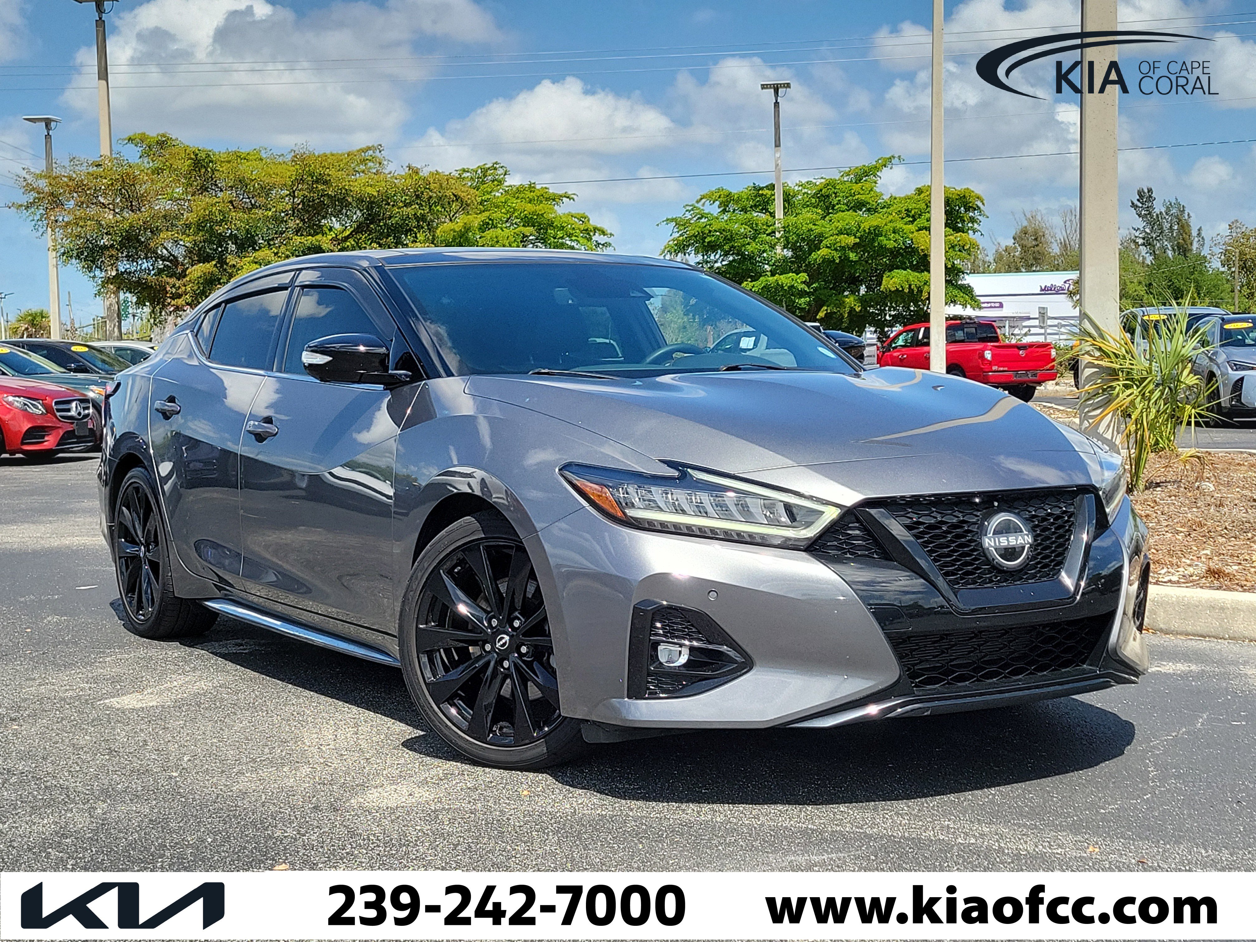 Used 2023 Nissan Maxima SR w/ Sport Mat Group image 1