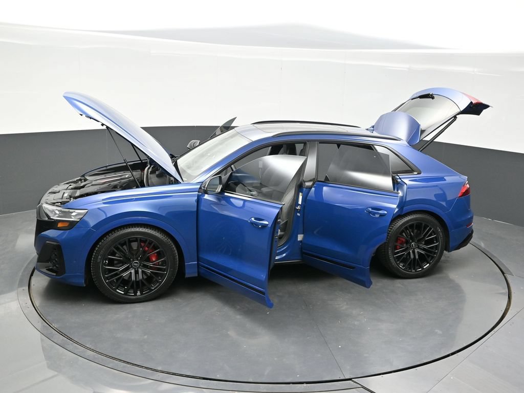 Used 2024 Audi SQ8 Prestige AWD/4WD image 41