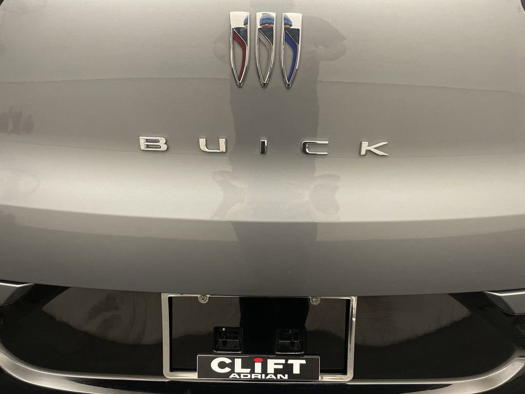 Used 2025 Buick Encore GX Sport Touring w/ Comfort Package image 24