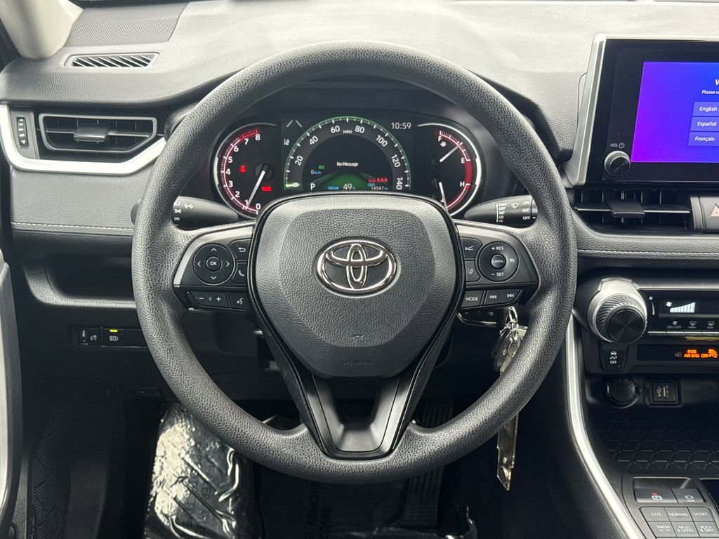 Used 2023 Toyota RAV4 LE AWD/4WD image 13