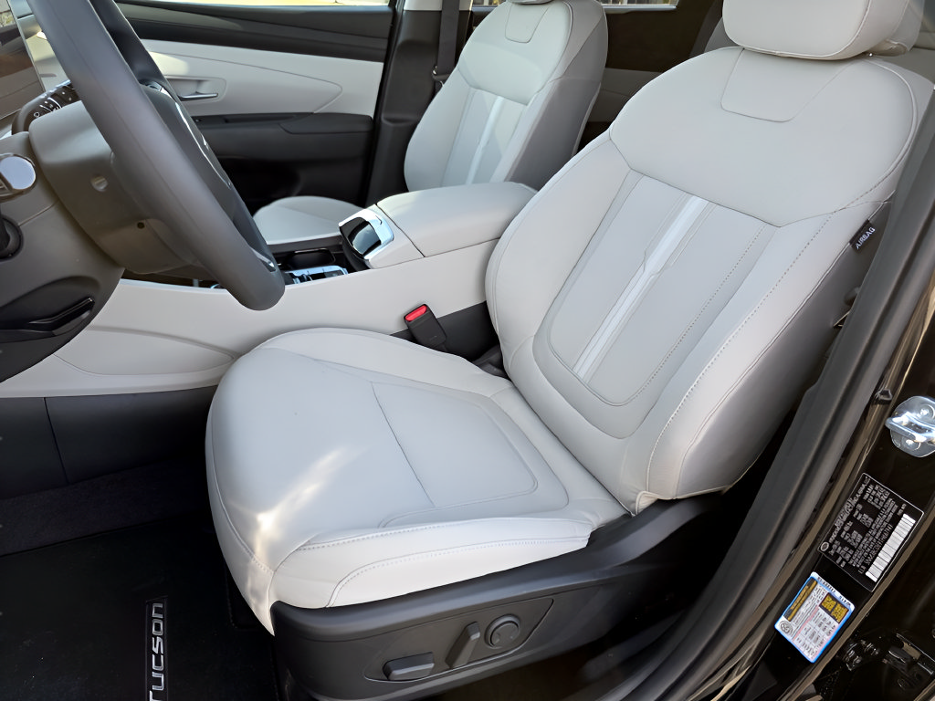 New 2026 Hyundai Tucson SEL Plus AWD/4WD image 13