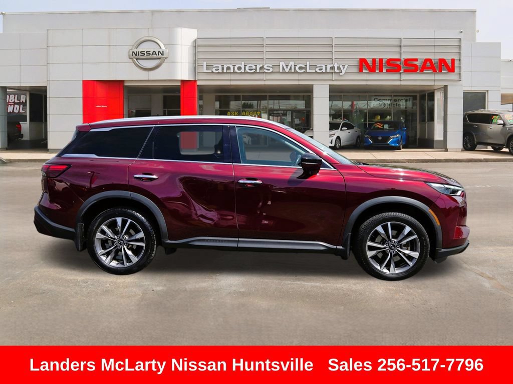 Used 2023 INFINITI QX60 Luxe w/ Cargo Package AWD/4WD image 2