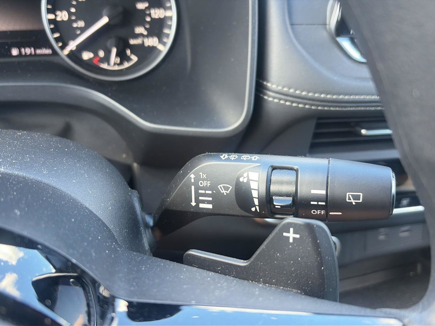 Used 2023 Nissan Rogue SV AWD/4WD image 15